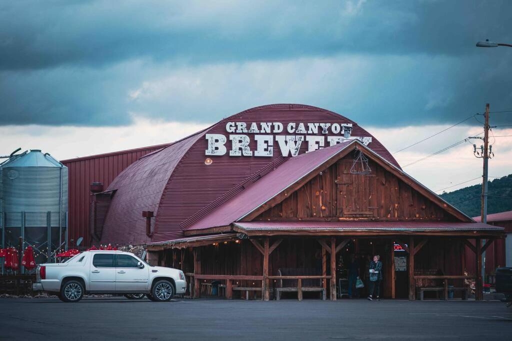 Walk To Gc Train Depot And Route 66, King Beds, Game Room, Bbq, Firepit Williams Exteriör bild