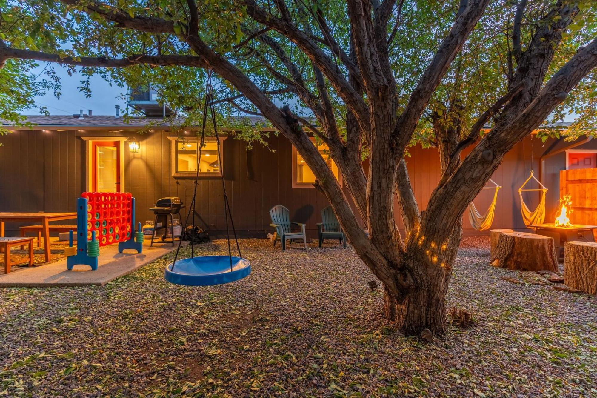 Walk To Gc Train Depot And Route 66, King Beds, Game Room, Bbq, Firepit Williams Exteriör bild